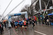 Start 10 km Lauf beim 35. MRRC Silvesterlauf 2018 (&copy;Foto.  Martin Schmitz)